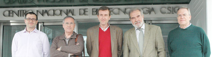 Coordinadores de área del Grupo de hepatitis víricas de la SEV. De izqda a dcha: Antonio Mas, Albert Bosch, Javier Gcia. Samaniego, Jose Manuel Echevarría y el Presidente de la SEV, Esteban Domingo.