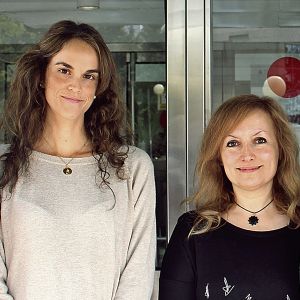 Isabel Fernández y Cristina Risco